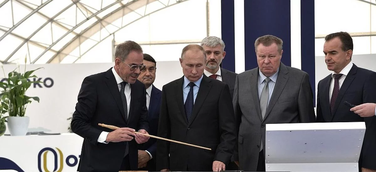 Un allié de Poutine vend une société turque de gaz naturel au groupe BDY