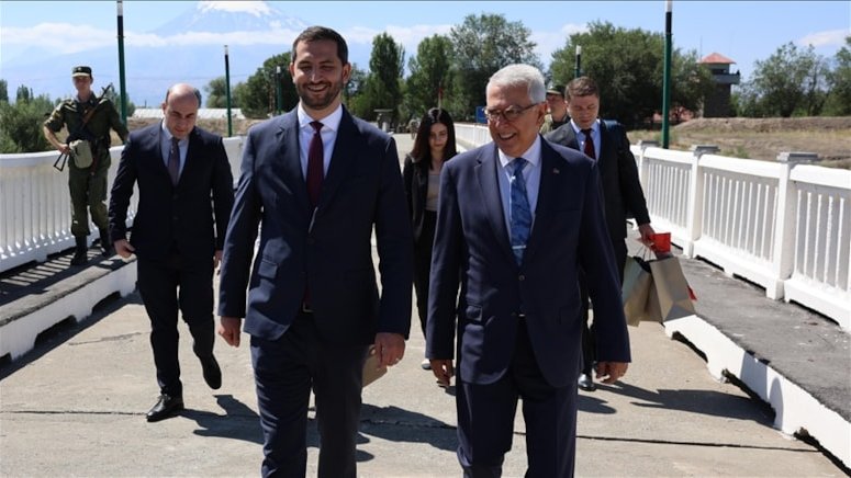 Réunion critique à la frontière Turquie-Arménie
