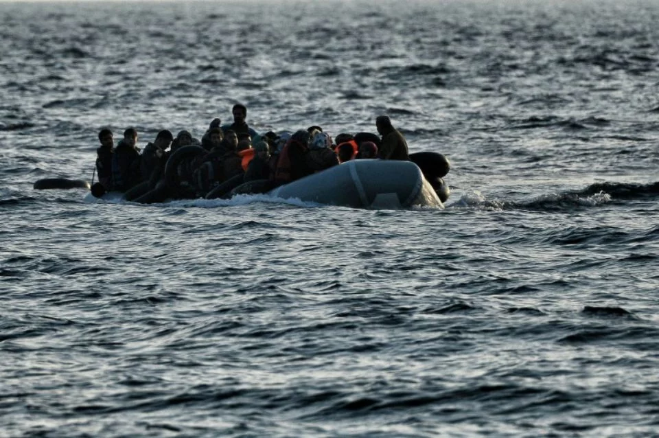 68 migrants retrouvés échoués sur un rocher