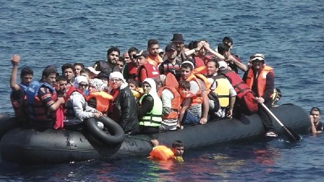 La Turquie arrête 3.000 migrants en route vers la Grèce