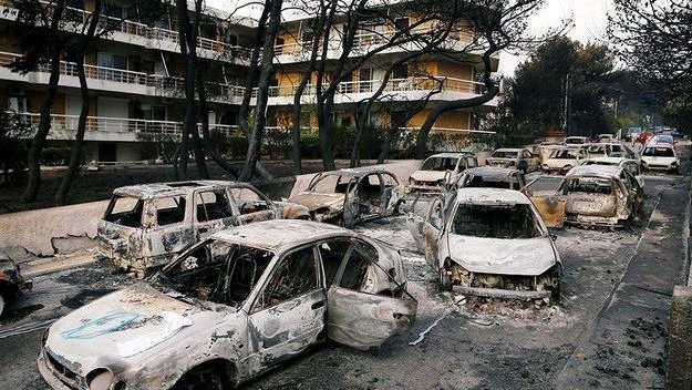 Incendies en Grèce : le bilan des victimes s'alourdit encore