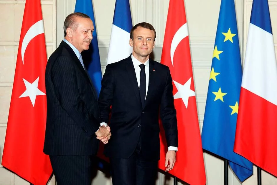 La Turquie dénonce les déclarations « arrogantes » de Macron