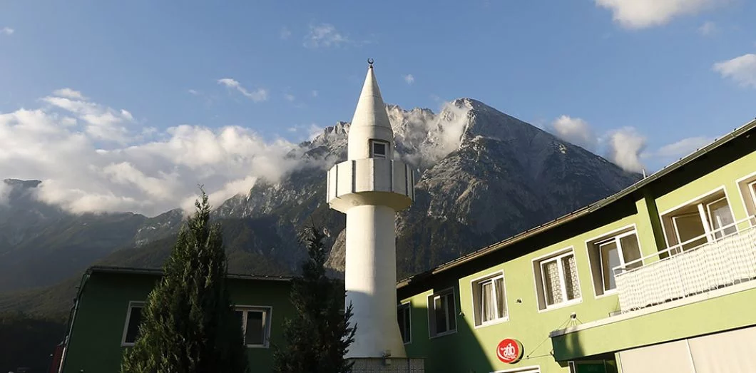 Menace de fermeture de mosquées et d'expulsions d'imams en Autriche : la Turquie est scandalisée