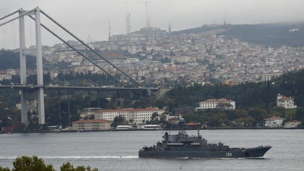 Un destroyer russe a failli percuter un bateau turc