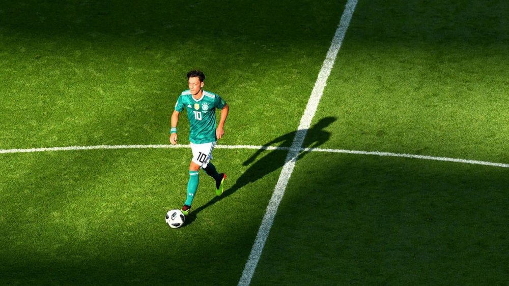 La Turquie salue le départ d'Özil de la sélection allemande