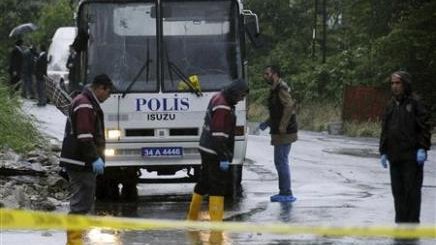 Quinze policiers blessés dans un attentat à Istanbul 
