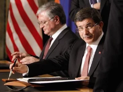 Ankara entrevoit la paix avec l'Azerbaïdjan et l'Arménie