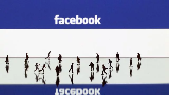 Six mois ferme pour avoir posté des commentaires racistes sur Facebook