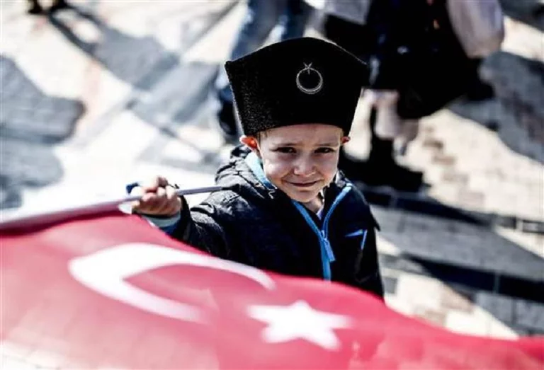 "Paix dans la patrie, paix dans le monde" MKA