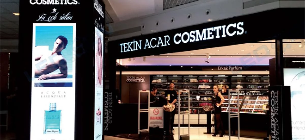 Tekin Acar, l'un des principaux détaillants de cosmétiques turcs, fait faillite