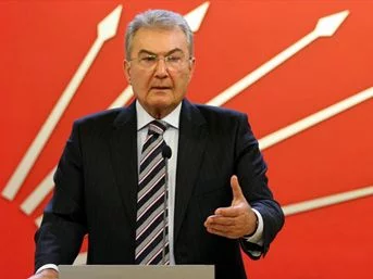 Turquie : démission de Baykal