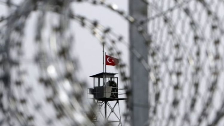 La Grèce accorde à nouveau l'asile à un soldat turc
