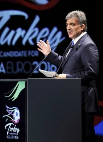 Réactions turques à la désignation de la France pour l'Euro-2016
