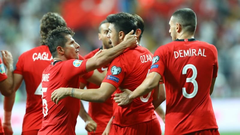 La Turquie s'impose en fin de match contre Andorre (1-0)
