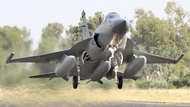 Pas de F-35, de F-16 ou de Typhoon, la Turquie se tourne donc vers le JF-17