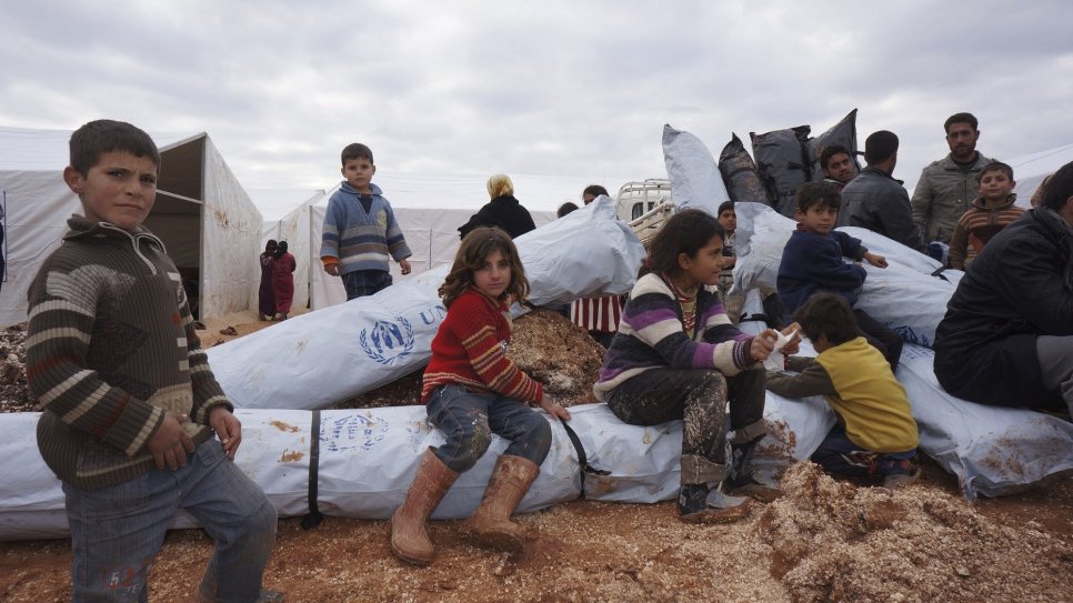 La Turquie installe des camps pour personnes déplacées en Syrie