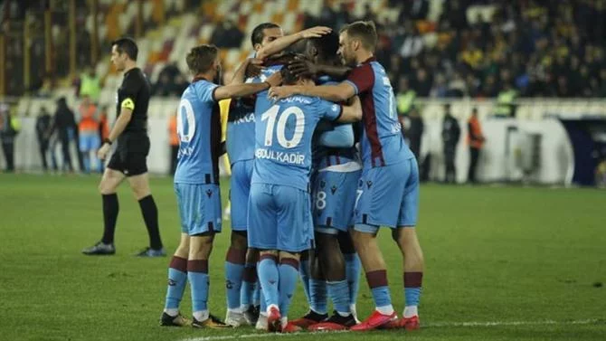 Trabzonspor trébuche (1-1)
