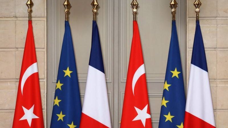 La #Turquie suspend des départements d'études françaises