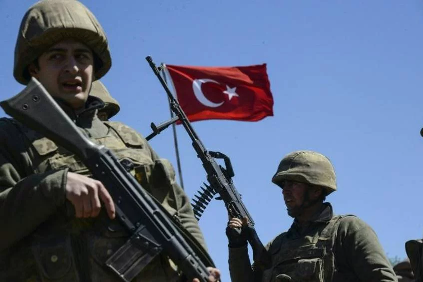 Irak : le PKK dit se retirer d'un fief yazidi après des menaces d'Ankara