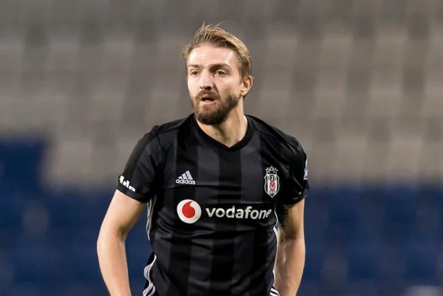 Besiktas accroché et décroché de la course au titre