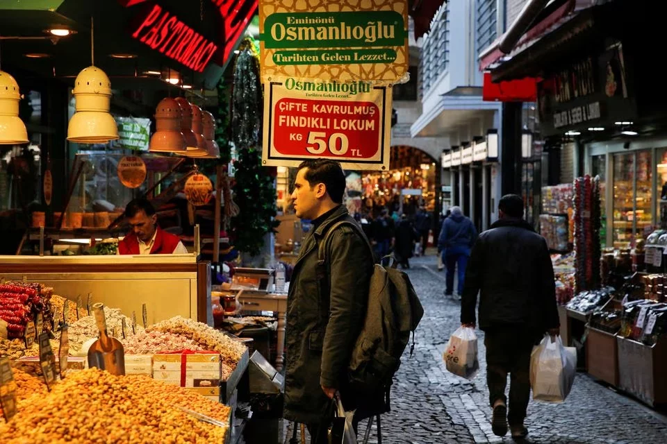 La Turquie relève le salaire minimum de 34% pour lutter contre l'inflation