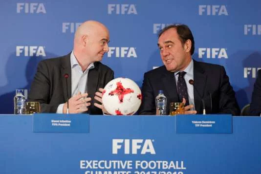 UEFA : l'échange suspect entre Gianni Infantino et la Fédération turque