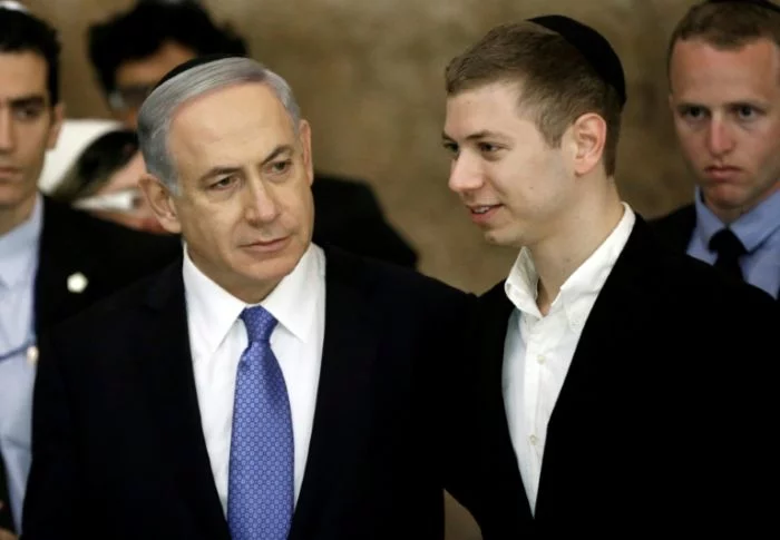 Une image fait polémique du fils de Benyamin Netanyahou