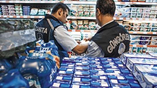 Ankara place les prix sous surveillance policière