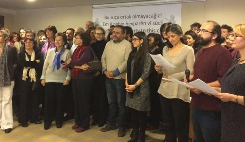 Trois universitaires condamnés pour propagande terroriste