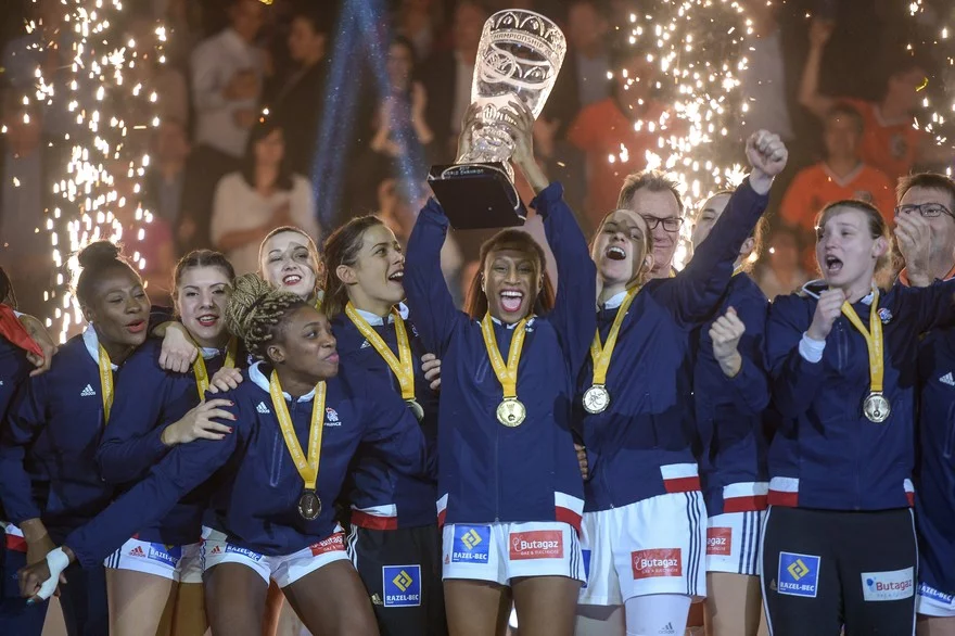 Handball : les Françaises sur le toit du monde