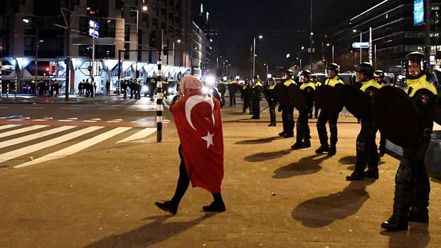 La Haye retire son ambassadeur à Ankara