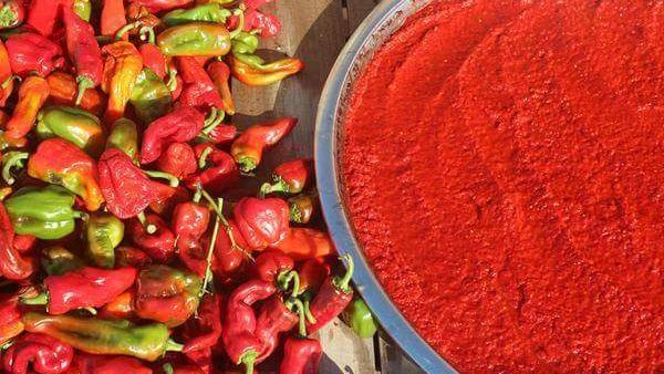 BIBER SALÇASI - Le concentré de poivrons rouges, LA sauce par excellence à Adana