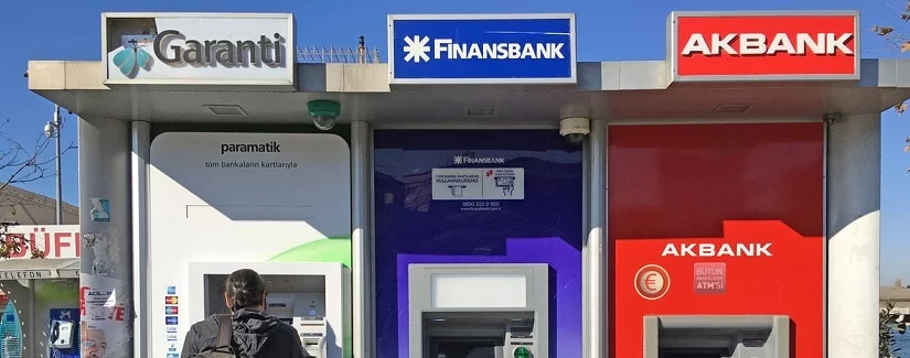 La Turquie a vendu 44 milliards de dollars de réserves cette année pour booster la lire