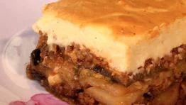 Histoires gourmandes. La moussaka, plat d'été par excellence