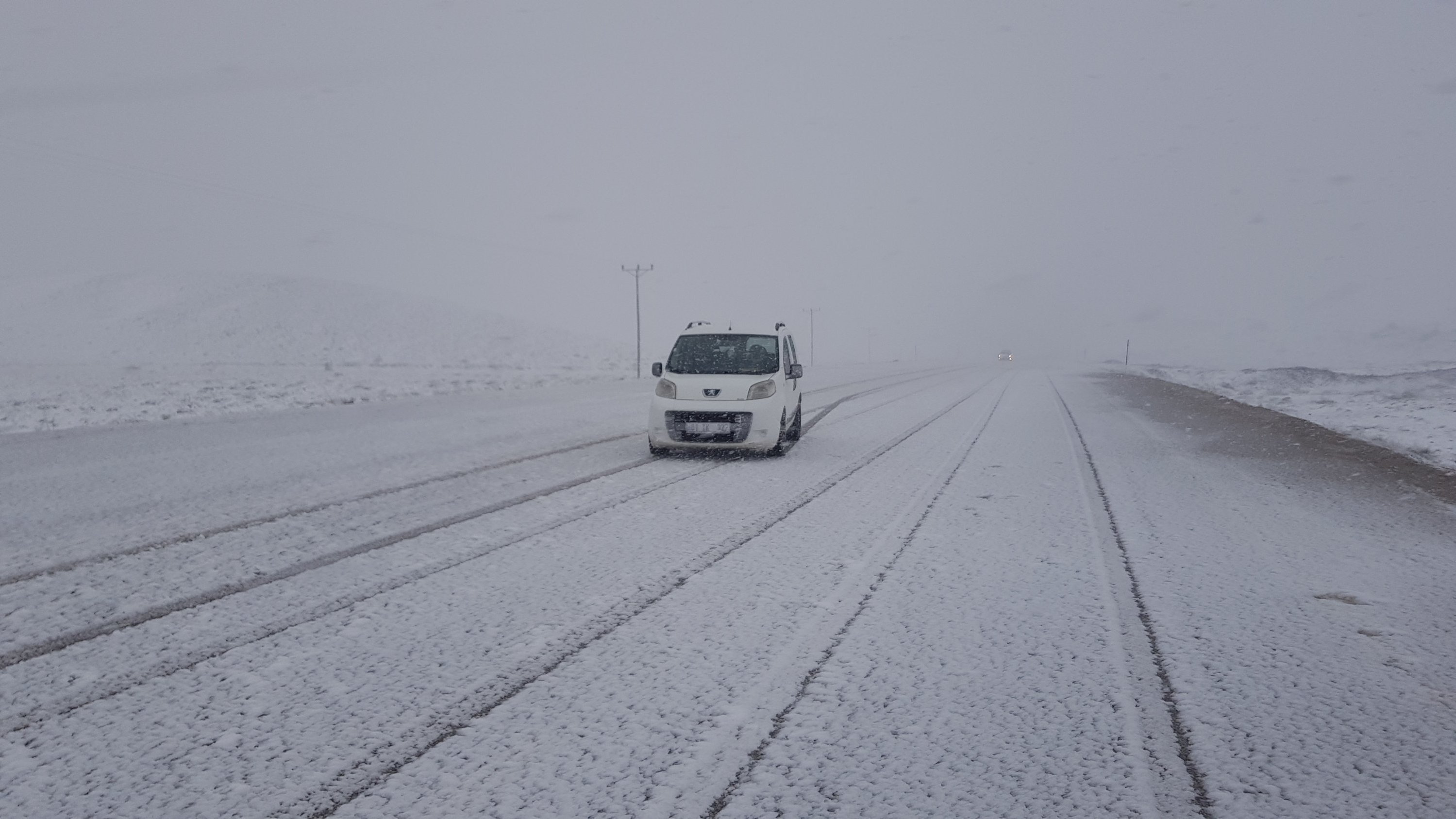 Chute de neige et de grêle dans l'Est de la Turquie