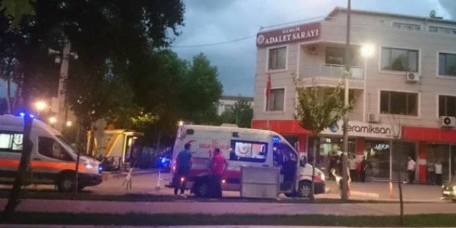 Attaque dans un palais de justice en Turquie : au moins un mort et un blessé, un otage