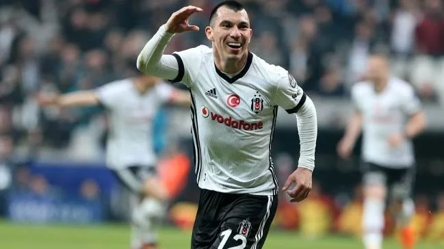 Quaresma et Medel quitte le Besiktas