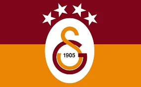 LE GALATASARAY S'ÉCHAUFFE BIEN AVANT LES DEUX IMMINENTS DERBY STAMBOULIOTES.