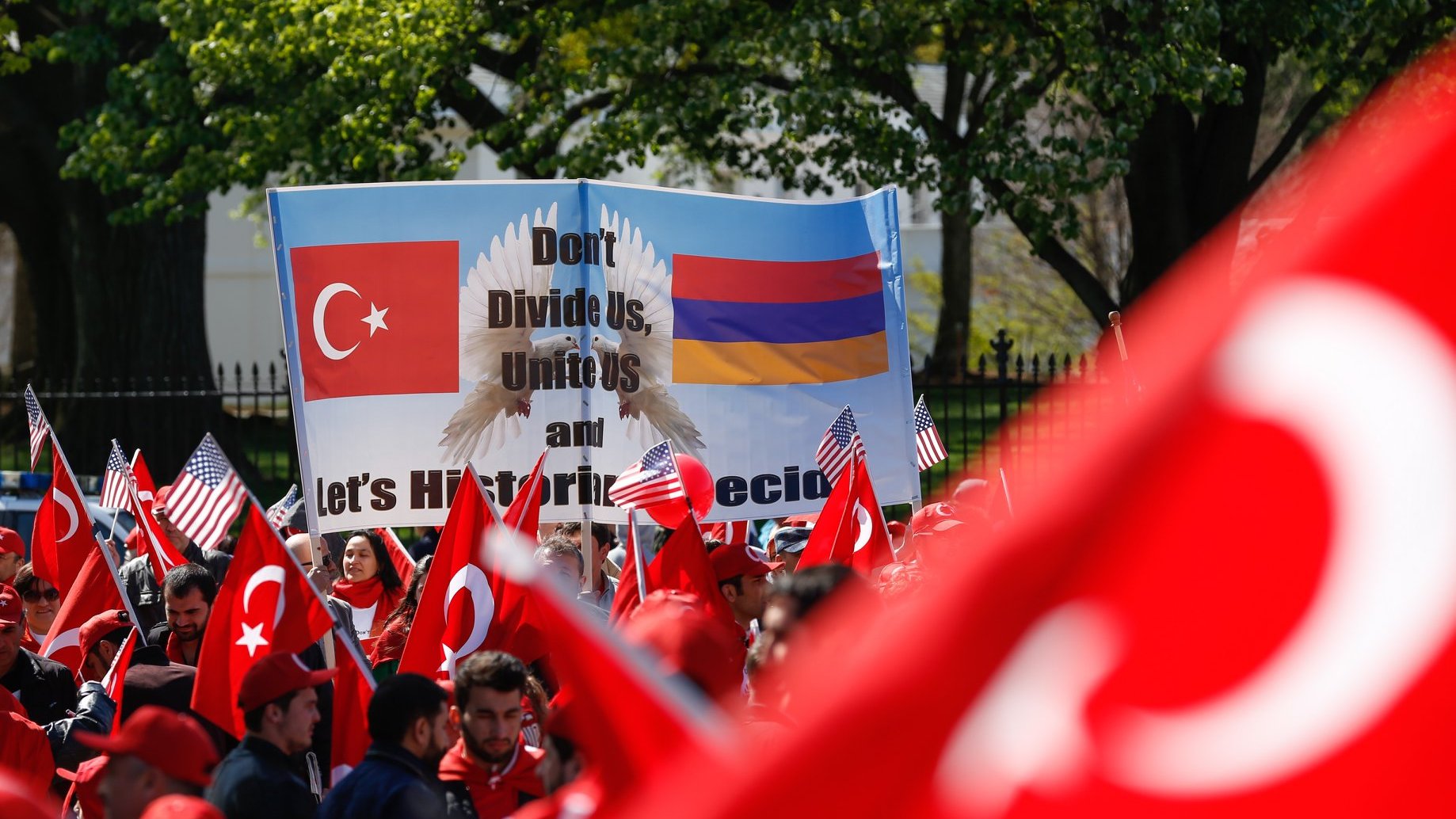 UN TURC, UN ARMÉNIEN & L'AMÉRIQUE