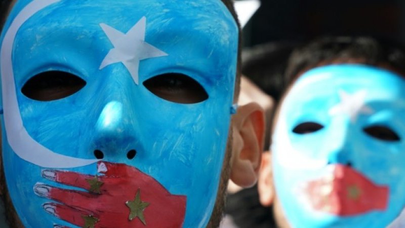 Manifestation à New York pour alerter sur le sort des Ouïghours