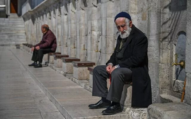 La Turquie ordonne le confinement au personne de plus de 65 ans