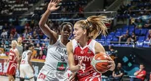 Mondial : la France domine la Turquie et s'offre un quart contre la Belgique
