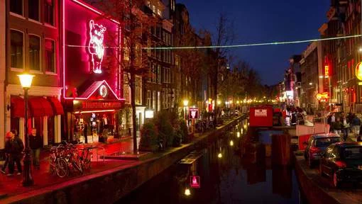 Pays-Bas : Un projectile provoque un incendie au consulat turc d'Amsterdam