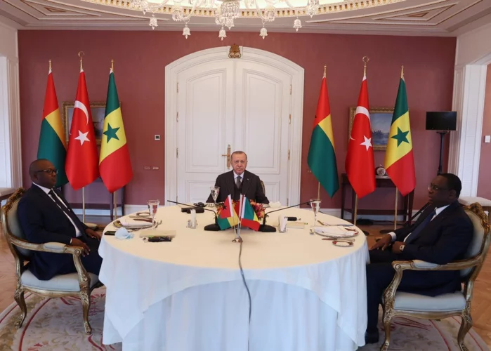 Déjeuner de travail entre Erdogan et Macky Sall, Embalo au palais Vahdettin d'Istanbul.
