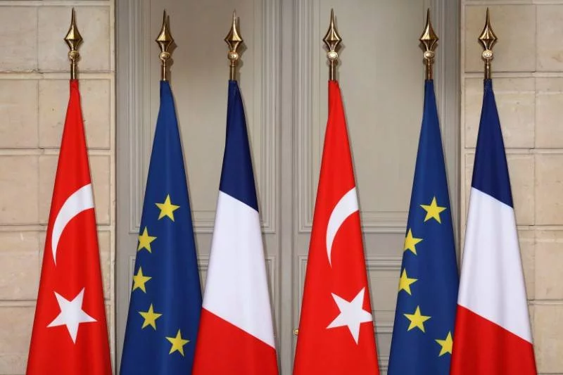 La #Turquie suspend des départements d'études françaises
