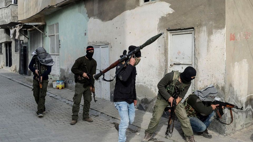 Des liens entre le groupe terroriste du PKK et le HDP