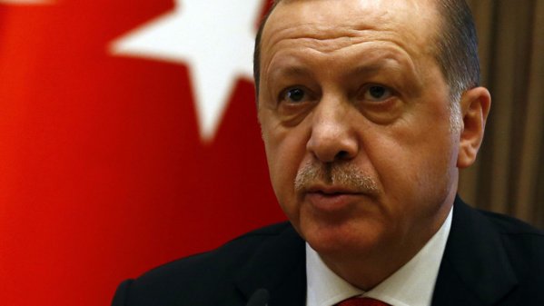 La Turquie condamne fermement les députés néerlandais