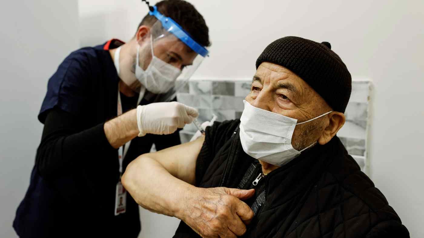 La Turquie déclare que le vaccin chinois Sinovac est "significativement efficace"