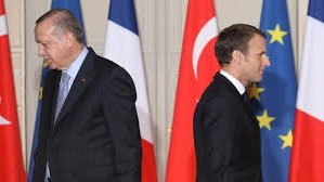 La France convoque l'ambassadeur turc au Quai d'Orsay.