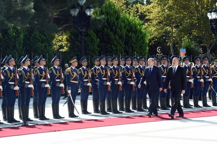  Bakou : entretien en tête-à-tête des présidents azerbaïdjanais et turc